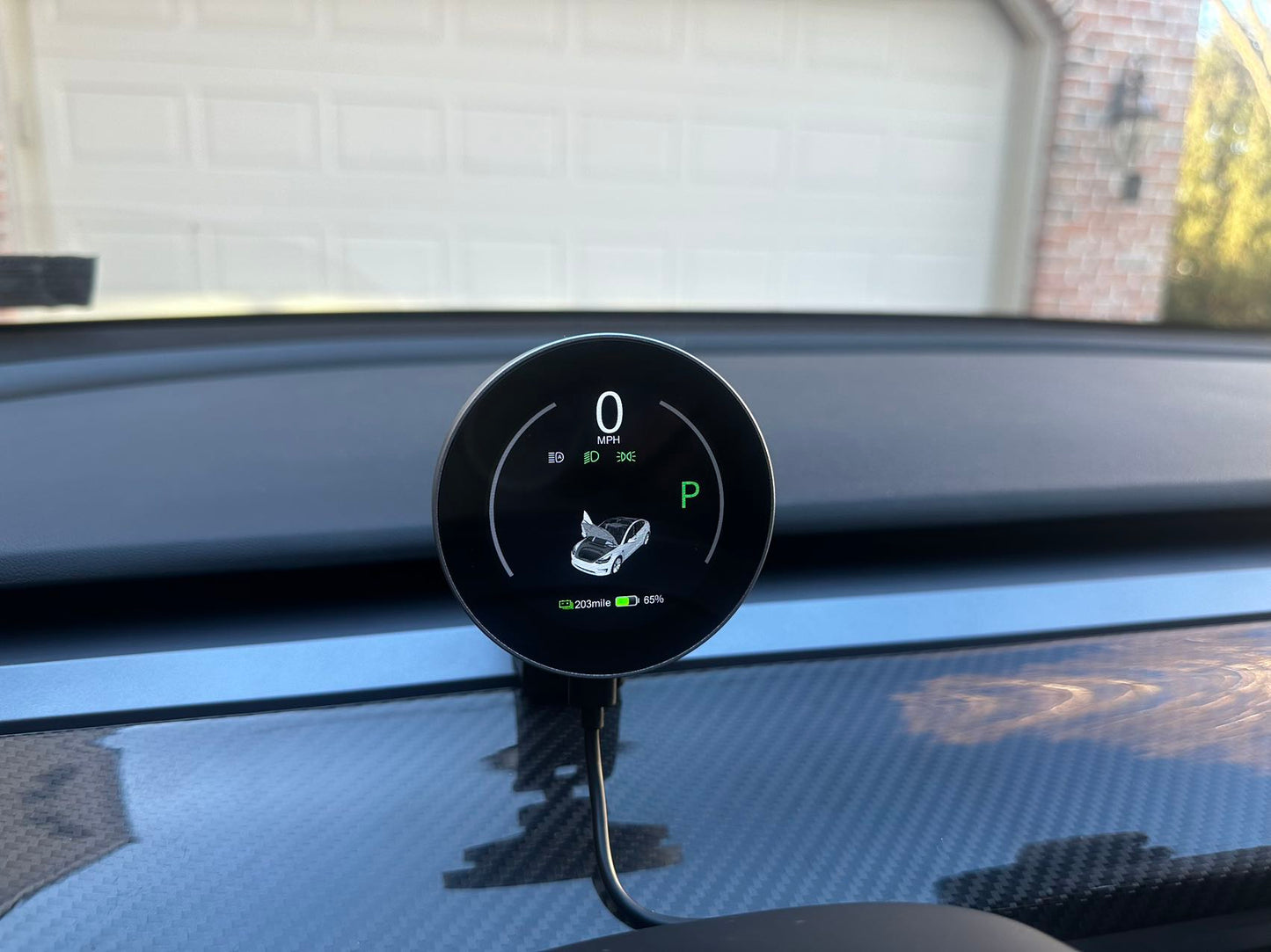 Model 3 / Y Model 3 Highland Instrument Cluster Wireless Mini Display HUD With Magnetic Charging Phone Holder