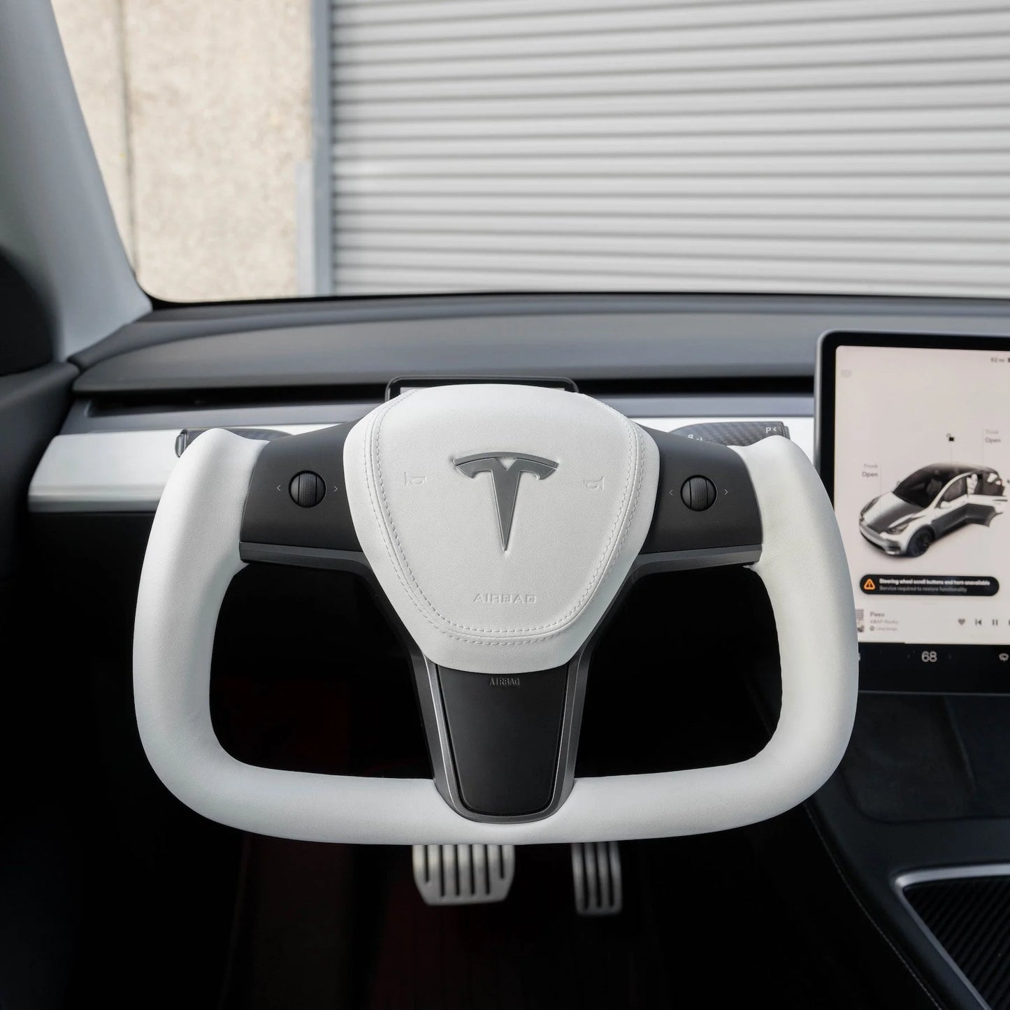 Model 3/ Y Custom Yoke Style Carbon Fiber Steering Wheel