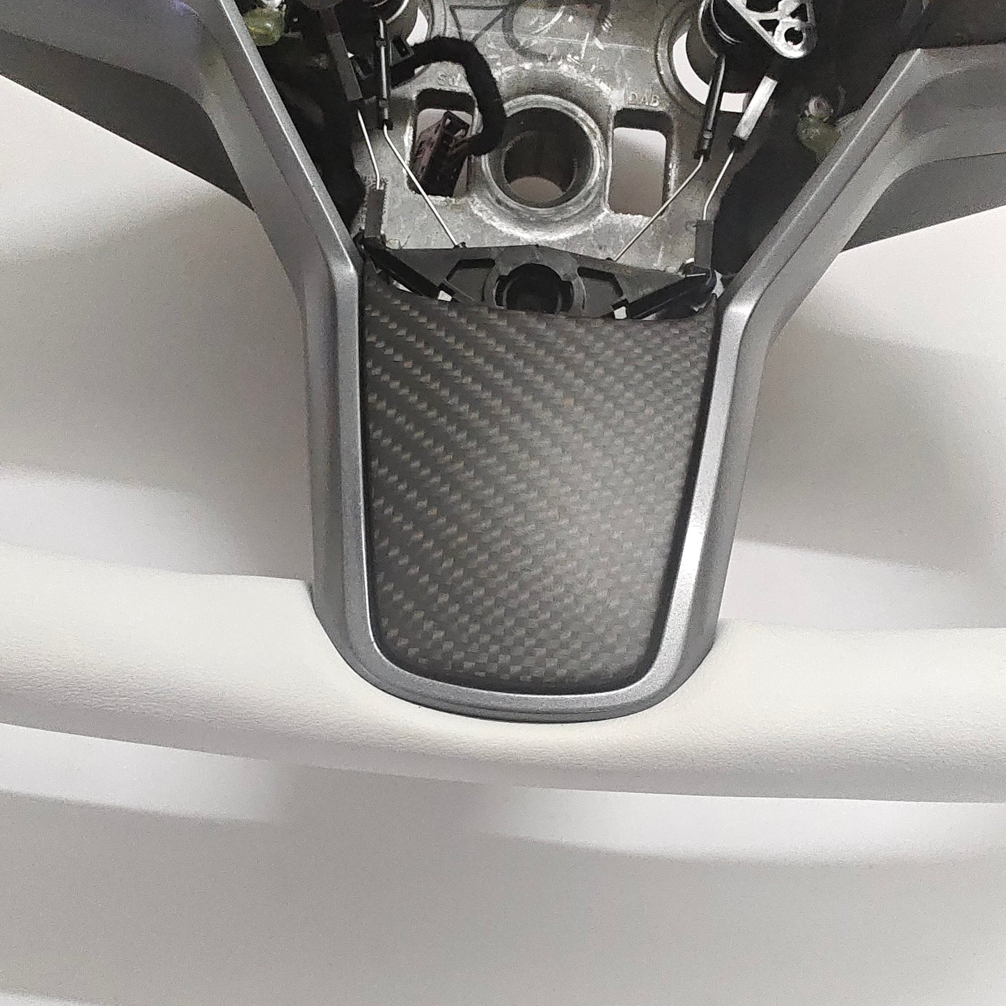 Model 3/ Y Custom Yoke Style Carbon Fiber Steering Wheel